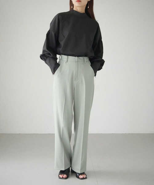 cheriella(シェリエラ)の「【cheriella】WEB限定ボリュームスリーブブラウス(シャツ/ブラウス・レディース・ブラック/オフホワイト/パープル・M)」の22枚目の写真