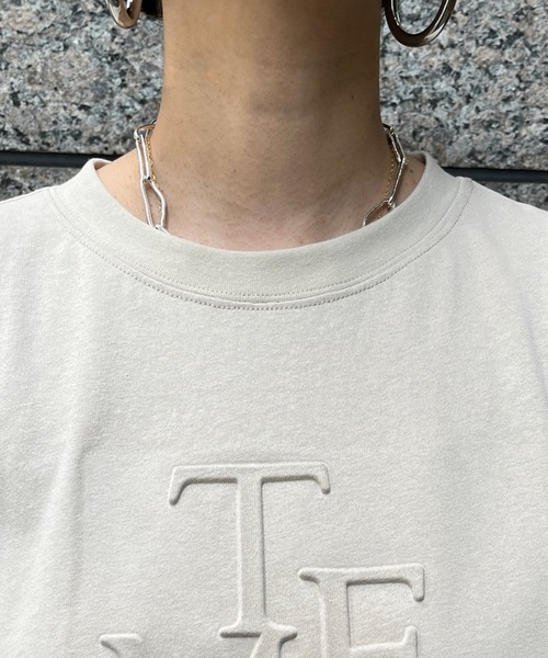 DouDou（ドゥドゥ）の「エンボスロゴバックギャザーTEE（Tシャツ/カットソー・レディース・グレイッシュベージュ/オフホワイト/チャコールグレー・FREE）」の16枚目の写真