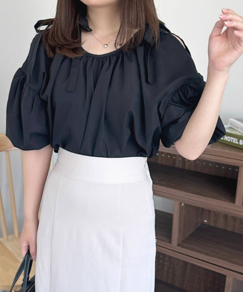 apres jour(アプレジュール)の「バルーンスリーブ肩あきブラウス【ZOZOTOWN限定アイテム】(シャツ/ブラウス・レディース・オフホワイト/ブルー/ブラック/ピンク・X-LARGE/フリー)」の16枚目の写真