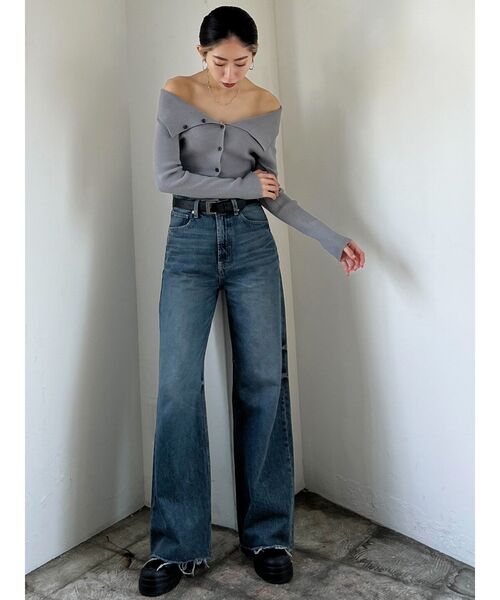 EMODA（エモダ）の「オープンネックフィットラインニット（ニット/セーター・レディース・アイボリー/グレー/ブラック・FREE）」の9枚目の写真