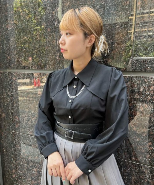 axes femme（アクシーズファム）の「パールチェーンセットブラウス（シャツ/ブラウス・レディース・カーキ/ブラック/ホワイト・FREE）」の3枚目の写真