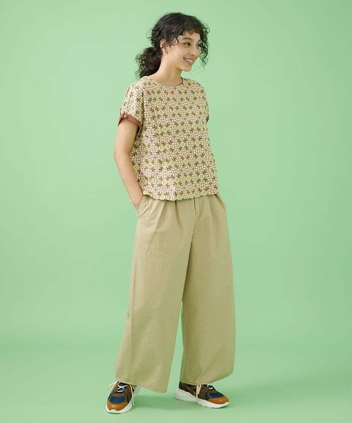 Jocomomola(ホコモモラ)の「カラーデニムワイドパンツ(デニムパンツ・レディース・ベージュ/ネイビー・40/42)」の12枚目の写真