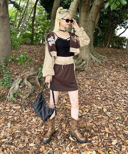 sedacle(セダクル)の「line mini skirt 【SETUP着用可能】(スカート・レディース・ブラウン/ネイビー・FREE)」の7枚目の写真