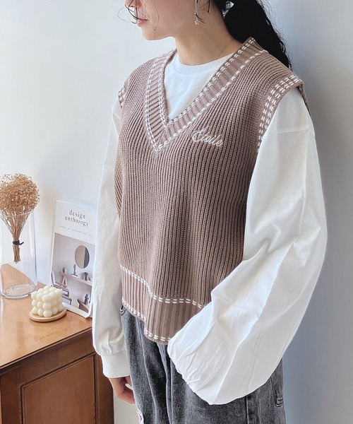 AS KNOW AS plus(アズノゥアズプラス)の「☆ステッチ 刺繍ニットベスト(ベスト・レディース・アイボリー/モカ/ネイビー・FREE)」の11枚目の写真