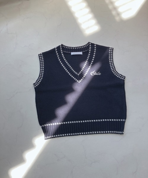 AS KNOW AS plus(アズノゥアズプラス)の「☆ステッチ 刺繍ニットベスト(ベスト・レディース・アイボリー/モカ/ネイビー・FREE)」の17枚目の写真
