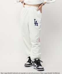 MLB】フロッキープリントスウェットパンツ BACK TO THE FIELD