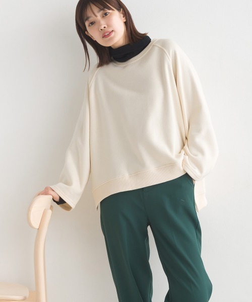 OMNES(オムネス)の「裏起毛ラグランスリーブプルオーバー長袖(Tシャツ/カットソー・レディース・アイボリー/ブルーグレー/カーキ/チャコールグレー・FREE)」の3枚目の写真