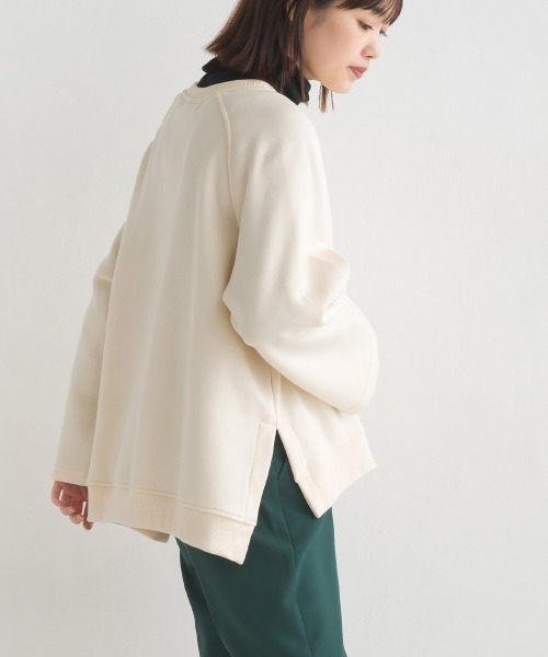 OMNES(オムネス)の「裏起毛ラグランスリーブプルオーバー長袖(Tシャツ/カットソー・レディース・アイボリー/ブルーグレー/カーキ/チャコールグレー・FREE)」の11枚目の写真