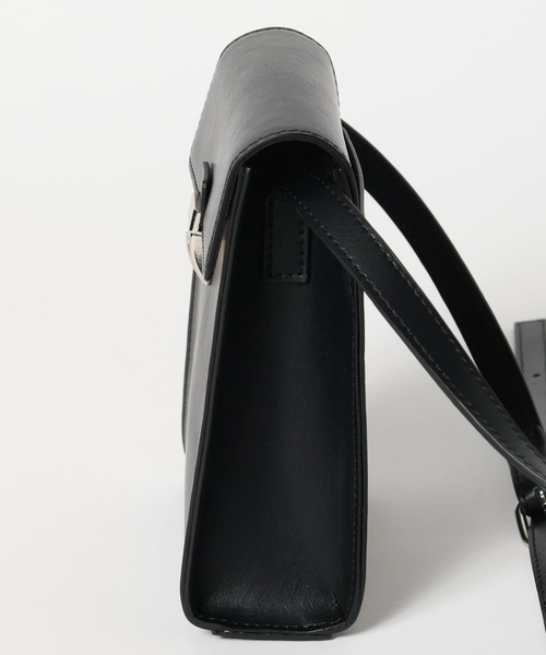 LAKOLE（ラコレ）の「FLAPスクエアショルダー / 987320（ショルダーバッグ・メンズ・オフホワイト/ベージュ/ブラック・FREE）」の8枚目の写真