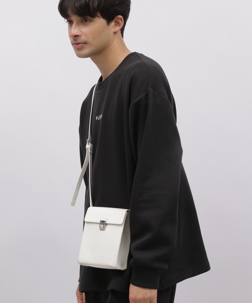 LAKOLE（ラコレ）の「FLAPスクエアショルダー / 987320（ショルダーバッグ・メンズ・オフホワイト/ベージュ/ブラック・FREE）」の18枚目の写真