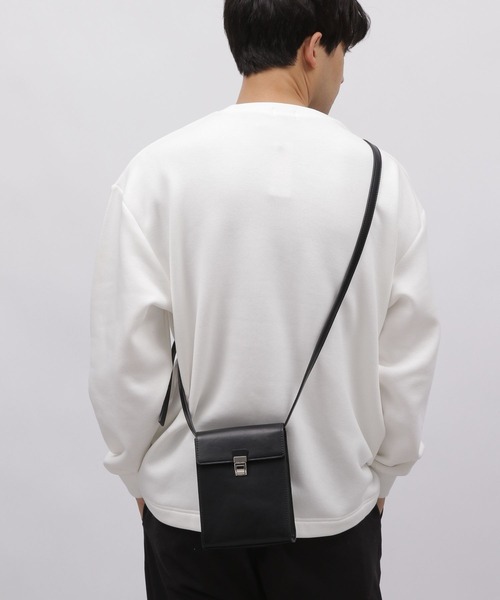 LAKOLE（ラコレ）の「FLAPスクエアショルダー / 987320（ショルダーバッグ・メンズ・オフホワイト/ベージュ/ブラック・FREE）」の19枚目の写真