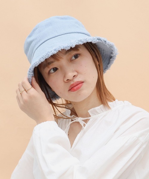 BEAMS HEART（ビームスハート）の「BEAMS HEART / つば先 フリンジハット（ハット・レディース・ベージュ/サックスブルー/ブラック/ホワイト系その他5・FREE）」の4枚目の写真