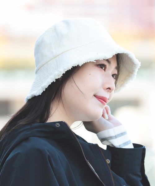 BEAMS HEART（ビームスハート）の「BEAMS HEART / つば先 フリンジハット（ハット・レディース・ベージュ/サックスブルー/ブラック/ホワイト系その他5・FREE）」の9枚目の写真