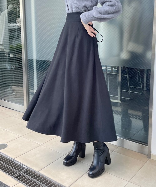 one way（ワンウェイ）の「バックレースアップフレアスカート（スカート・レディース・グレー/ブラック/ブラウン・FREE）」の6枚目の写真