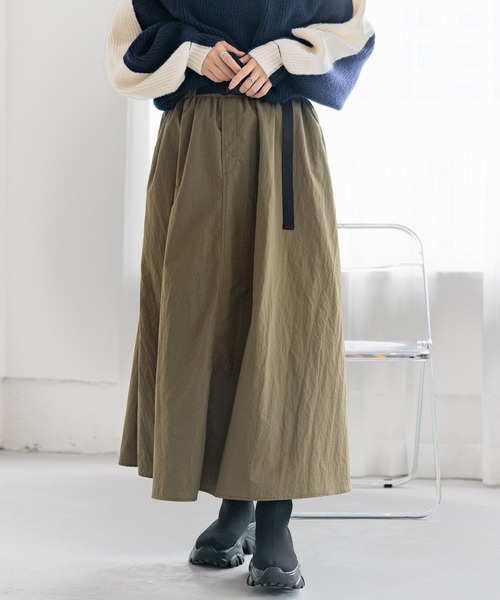 LEPSIM(レプシィム)の「ベルト付きギャザースカート 989939(スカート・レディース・アイボリー/ブラック/カーキ・FREE)」の19枚目の写真