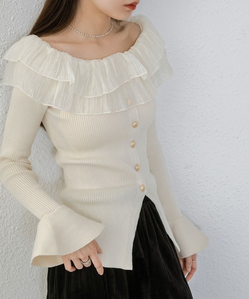 MAISON DE THERESE(メゾン ド テレーズ)の「オフショルダーレースアップニット(ニット/セーター・レディース・ベージュ/ブラック/ホワイト・M)」の11枚目の写真