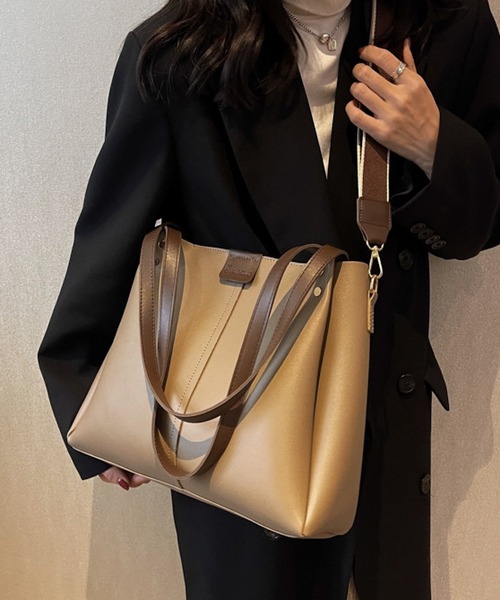 TONE SELECT GOODS(トーンセレクトグッズ)の「urbanfemine./A4サイズ収納 PU 横長トートバッグ U7189(トートバッグ・レディース・ブラック/ブラウン/ホワイト/ベージュ・FREE)」の1枚目の写真
