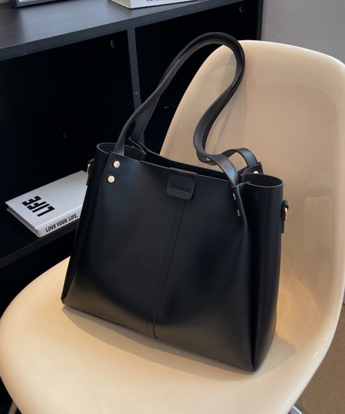 TONE SELECT GOODS(トーンセレクトグッズ)の「urbanfemine./A4サイズ収納 PU 横長トートバッグ U7189(トートバッグ・レディース・ブラック/ブラウン/ホワイト/ベージュ・FREE)」の9枚目の写真