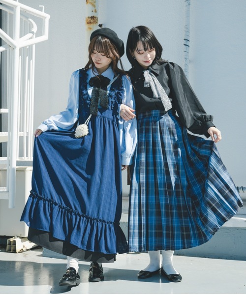 kutir(クティール)の「【クティールとレトロ】スカーフ付きブラウス(シャツ/ブラウス・レディース・アイボリー/ブラック/ブルー/ネイビー・FREE)」の18枚目の写真