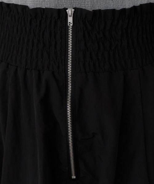 hellam(へラム)の「ギャザーフレアZIPスカート(スカート・レディース・ブラック/チャコール/ホワイト・FREE)」の9枚目の写真