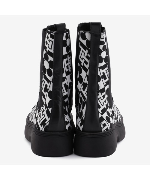 TOMMY HILFIGER(トミーヒルフィガー)の「TH X RQ モノグラムチェルシーブーツ(ブーツ・メンズ・マルチ・28cm/27.5cm/26.5cm/26cm)」の2枚目の写真