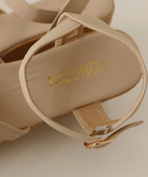 Miniministore(ミニミニストア)の「ウェッジソールサンダル 美脚厚底サンダル(サンダル・レディース・ベージュ/ブラック・24.5cm/23.5cm/23.0cm/24.0cm/22.5cm)」の19枚目の写真