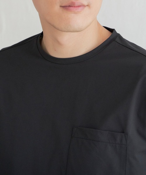 ikka(イッカ)の「GOKU楽AIRポケットTシャツ(Tシャツ/カットソー・メンズ・ネイビー/ベージュ/ブラック/グレー・M/L/XL/S)」の16枚目の写真
