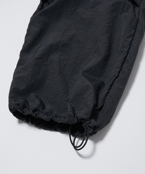 JUNRED(ジュンレッド)の「ナイロンワッシャーパラシュートパンツ(カーゴパンツ・メンズ・カーキ/ブラック/グレー・M/L)」の10枚目の写真