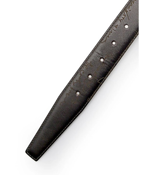 Perfect Suit FActory(パーフェクトスーツファクトリー)の「英字柄レザーベルト ブラック/ベージュ/ブラウン(ブラウン)(ベルト・メンズ・ブラック/ベージュ/ブラウン・FREE)」の8枚目の写真