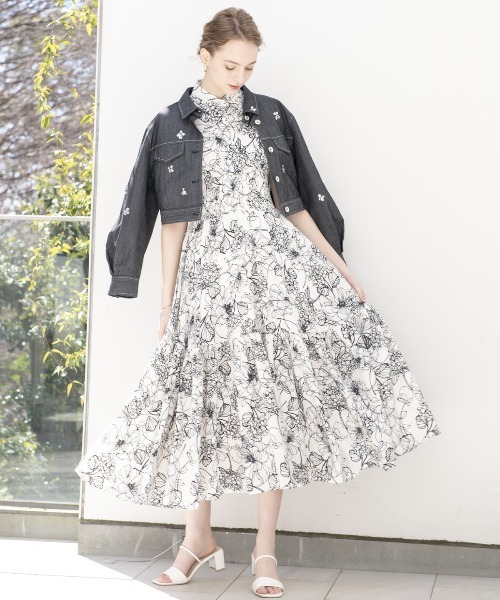 春服　フリルシャツワンピース　ミーアンドミークチュール AND COUTURE（アンドクチュール）の「フリルシャツシャーリング