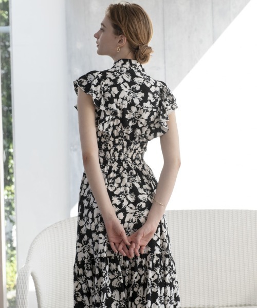 AND COUTURE（アンドクチュール）の「フリルシャツシャーリング