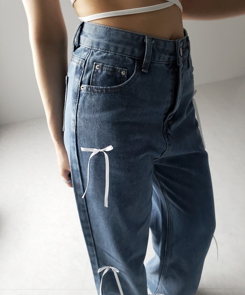 me+em select（ミームセレクト）の「※※【 ２color 】サテンリボンバレエコアストレートデニム ／ satin ribbon ballet core straight denim（デニムパンツ・レディース・ダークブルー/ライトブルー・LARGE/MEDIUM/SMALL）」の7枚目の写真