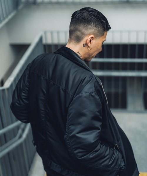 Subciety(サブサエティ)の「FLIGHT NYLON WORK JKT(ブルゾン・メンズ・ブラック/オリーブ・LARGE/MEDIUM/SMALL/X-LARGE)」の14枚目の写真