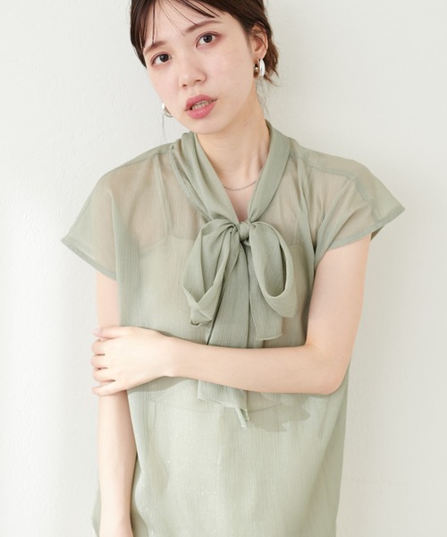 natural couture(ナチュラルクチュール)の「フレンチスリーブボータイブラウス(シャツ/ブラウス・レディース・ネイビー/ミント/その他1/ドット・FREE)」の5枚目の写真