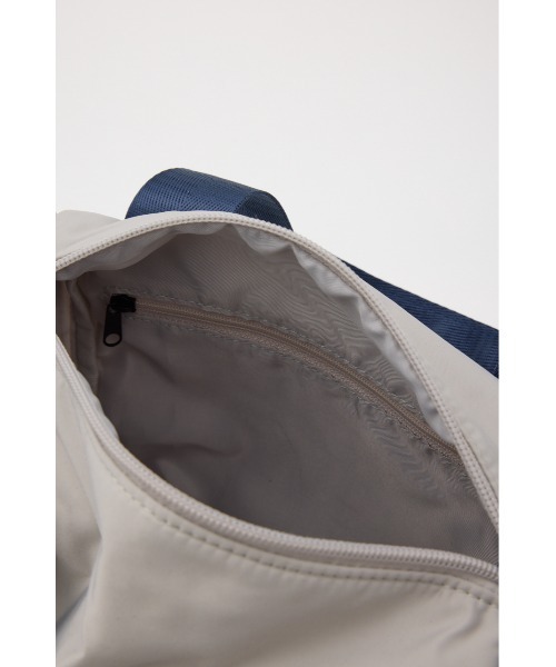 RODEO CROWNS WIDE BOWL（ロデオクラウンズワイドボウル）の「COLOR TAPE MINI BOSTON BAG（ショルダーバッグ・レディース・ライトグレー/ブラック/カーキ・FREE）」の6枚目の写真