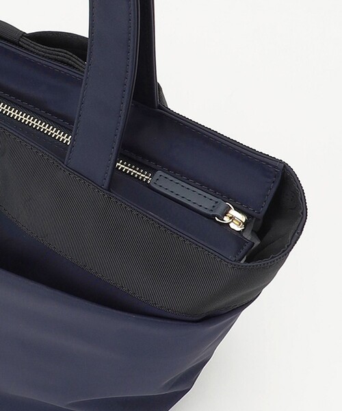 TOCCA(トッカ)の「RIBBON BRICK A4TOTE トートバッグ(トートバッグ・レディース・ネイビー系/ブラック系/ベージュ系/ライトグレー系・F)」の6枚目の写真
