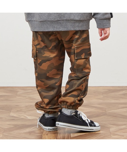 KP BOY（ケーピーボーイ）の「迷彩柄プリントニットツイルパンツ(100～130)（その他パンツ・キッズ・カーキ/ブラウン・110cm/120cm/130cm/100cm）」の7枚目の写真
