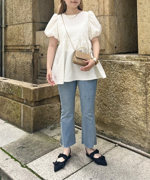 prose verse(プロズヴェール)の「バックリボンフラワージャガードペプラムブラウス(シャツ/ブラウス・レディース・ブラック/オフホワイト・MEDIUM/LARGE)」の12枚目の写真