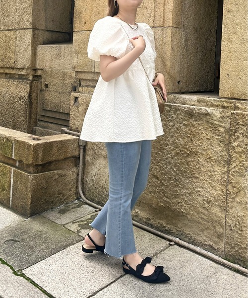 prose verse(プロズヴェール)の「バックリボンフラワージャガードペプラムブラウス(シャツ/ブラウス・レディース・ブラック/オフホワイト・MEDIUM/LARGE)」の16枚目の写真