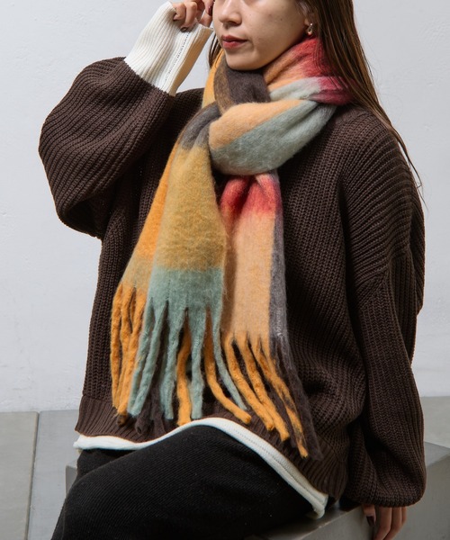 COLONY 2139(コロニートゥーワンスリーナイン)の「チェック柄フェイクウールマフラー(マフラー・レディース・オレンジ/イエロー/ピンク/グレー・FREE)」の19枚目の写真