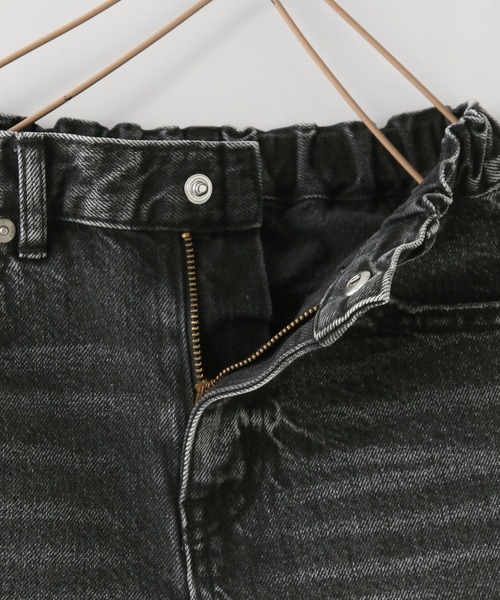 LOWRYS FARM（ローリーズファーム）の「ＣＯＮＥデニムフレアパンツ　131389（デニムパンツ・キッズ・ブラック/ブルー・150cm/140cm/130cm/120cm/110cm）」の6枚目の写真