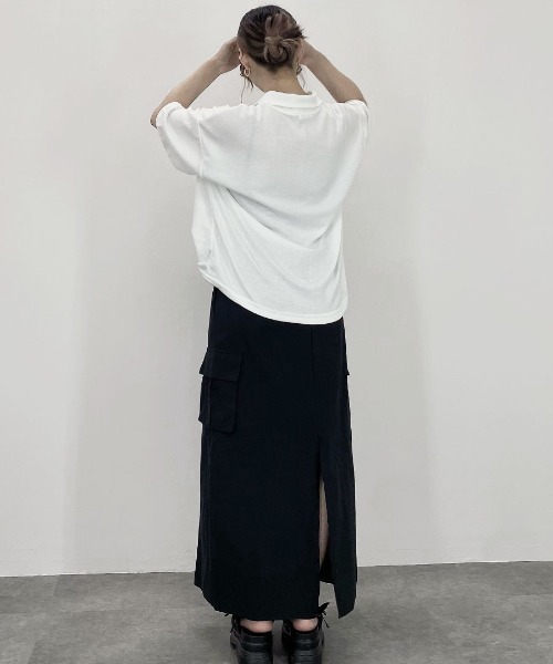 Reurie'（レウリィ）の「ナイロン カーゴスカート／nylon cargo skirt ロング丈 ミドル丈 ウエストゴム ポケット付き 大人カジュアル 韓国 黒 ブラック（スカート・レディース・ブラック・FREE）」の21枚目の写真