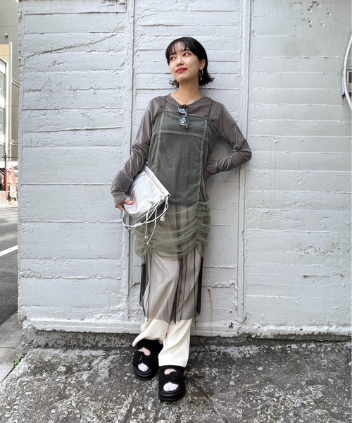 ENIM BY VICKY（エニムバイビッキー）の「ダブルベルトボアサンダル（サンダル・レディース・ブラック/オフホワイト・S/M/L/LL）」の13枚目の写真