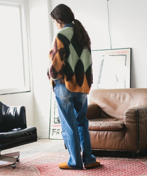 B:MING by BEAMS（ビーミングバイビームス）の「ambiance / Center Line Denim Pants（S～L）（デニムパンツ・レディース・ブラック/ブルー・SMALL/MEDIUM/LARGE）」の6枚目の写真