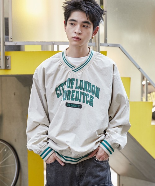 カレッジロゴ ナイロンプルオーバー CLEA tシャツ カレッジロゴ刺繍ナイロンプルオーバー レディース