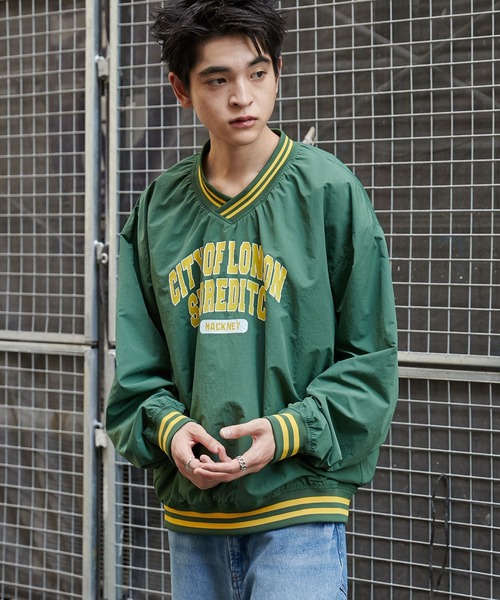 WEGO(ウィゴー)の「WEGO/ナイロンカレッジプルオーバー(スウェット・メンズ・ダークグリーン/ベージュ・LARGE/MEDIUM)」の10枚目の写真