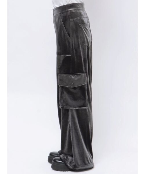 EMODA（エモダ）の「アウトポケットタンクカーゴパンツ（カーゴパンツ・レディース・ブラック/グレー・SMALL/MEDIUM）」の15枚目の写真