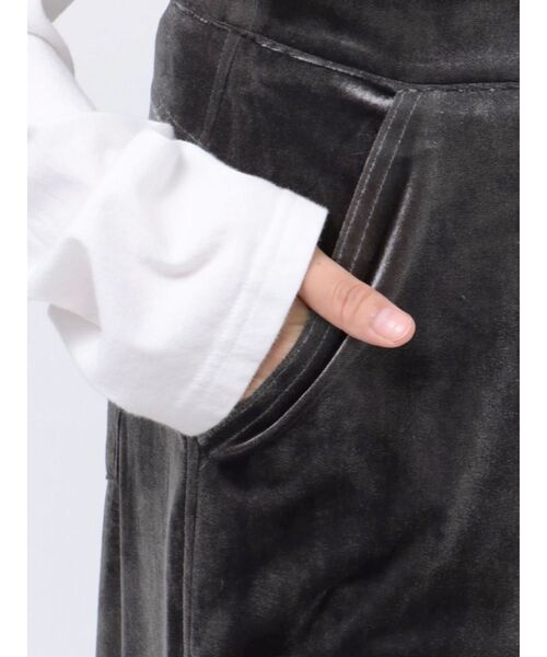 EMODA（エモダ）の「アウトポケットタンクカーゴパンツ（カーゴパンツ・レディース・ブラック/グレー・SMALL/MEDIUM）」の19枚目の写真