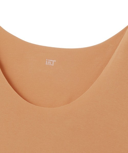 in.T（インティー）の「【ゆったりタイプ新登場】これ一枚でTシャツスタイルのお悩みを解決！『in.T』クルーネックTシャツ ボートネック対応（インナーウェア/肌着・メンズ・オレンジ/ブラック/ライトベージュ/ライトグレー・MEDIUM/LARGE/X-LARGE）」の18枚目の写真