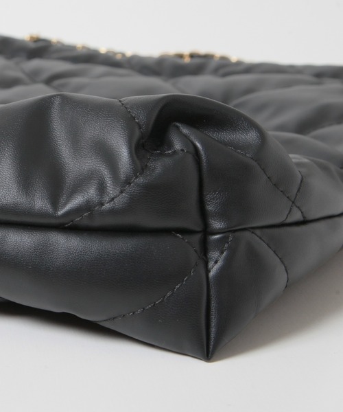 Julia Boutique（ジュリアブティック）の「キルティングチェーントートバッグ（トートバッグ・レディース・オフホワイト/ブラック/ブラウン・ONE）」の15枚目の写真